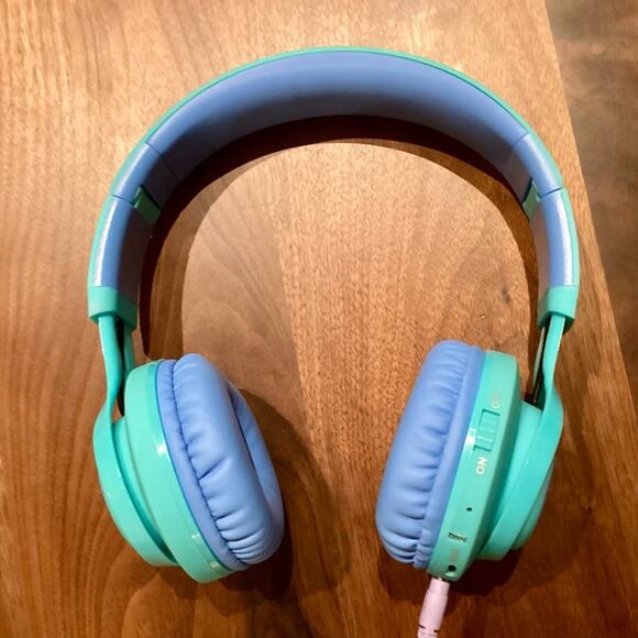Riwbox WT-7S Kids Bluetooth Headphones - Picture 6 of 10